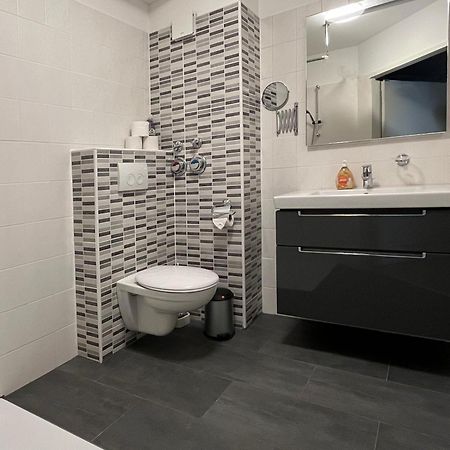 อพาร์ตเมนต์ เฮลเลอร์ อัม ฮัสเซิลคอพฟ์ Apartment เบราน์ลาเกอ ภายนอก รูปภาพ